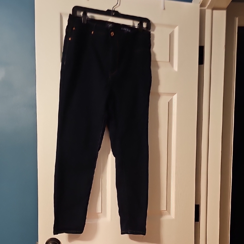Women's Black Jeans